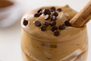 Kafijas olu krēms (Zabaglione): tradicionāls itāļu deserts, vecmāmiņas recepte